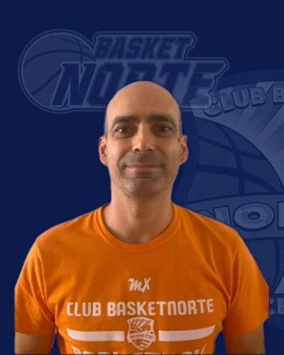 Óscar L., 1º entrenador